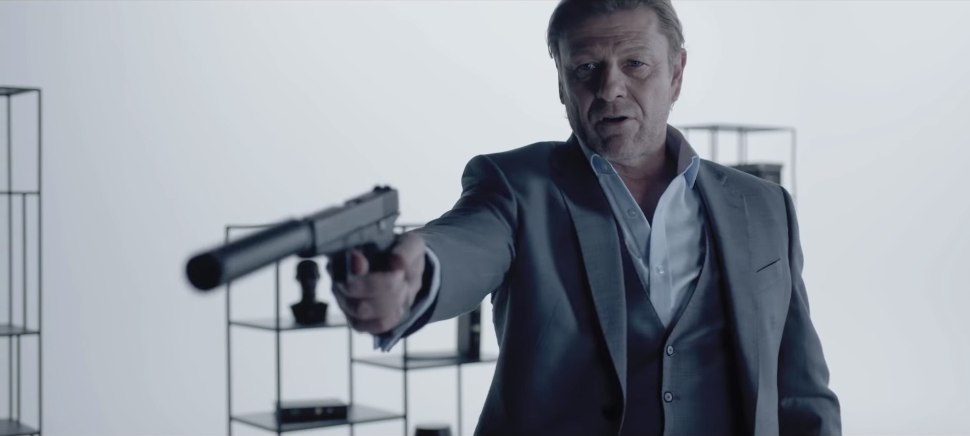 Sean Bean Seems To Keep Eluding Agent 47 In Hitman 2 • Player HUD
