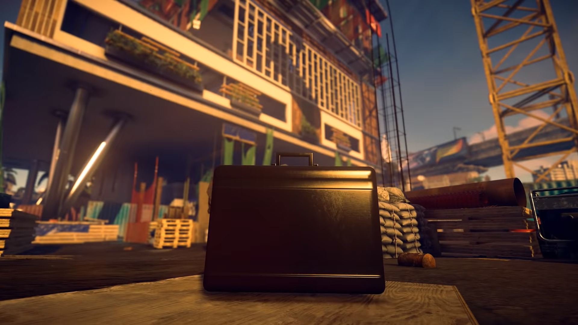 The briefcase is back in for Hitman 2 and this time it offers up new things...
